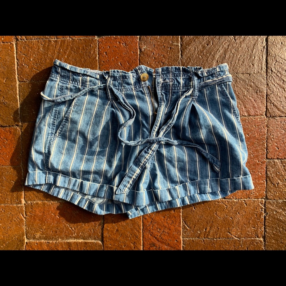 Striped tie up shorts